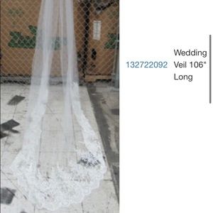 Beautiful Wedding Veil - 106 inches long